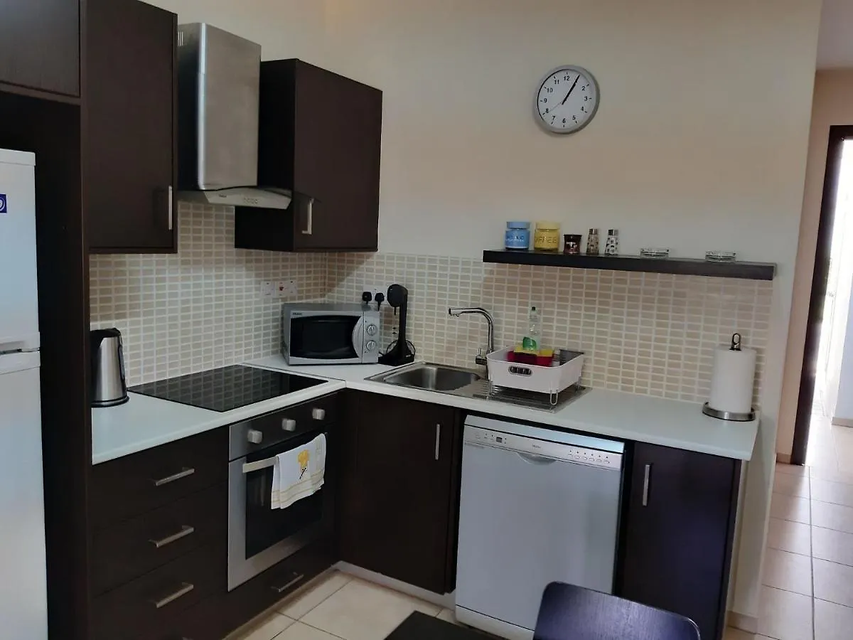 Mythical Sands Resort Ilona Apartment For Families Protaras Cipru