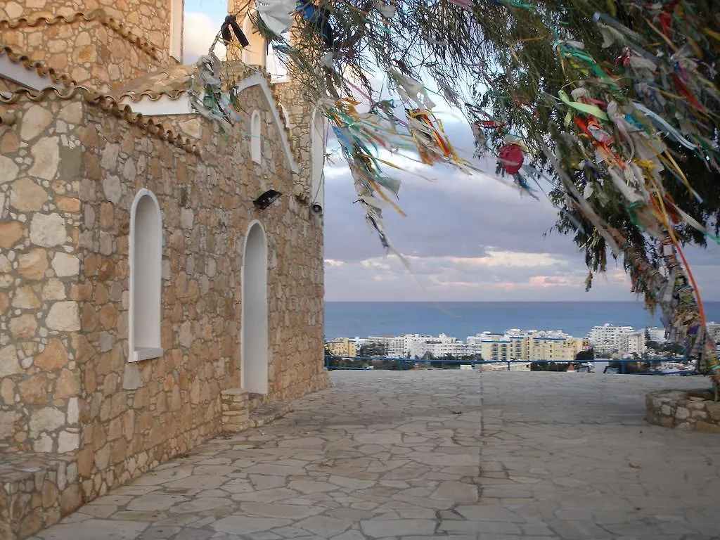 Mythical Sands Resort Ilona Apartment For Families Protaras Cipru