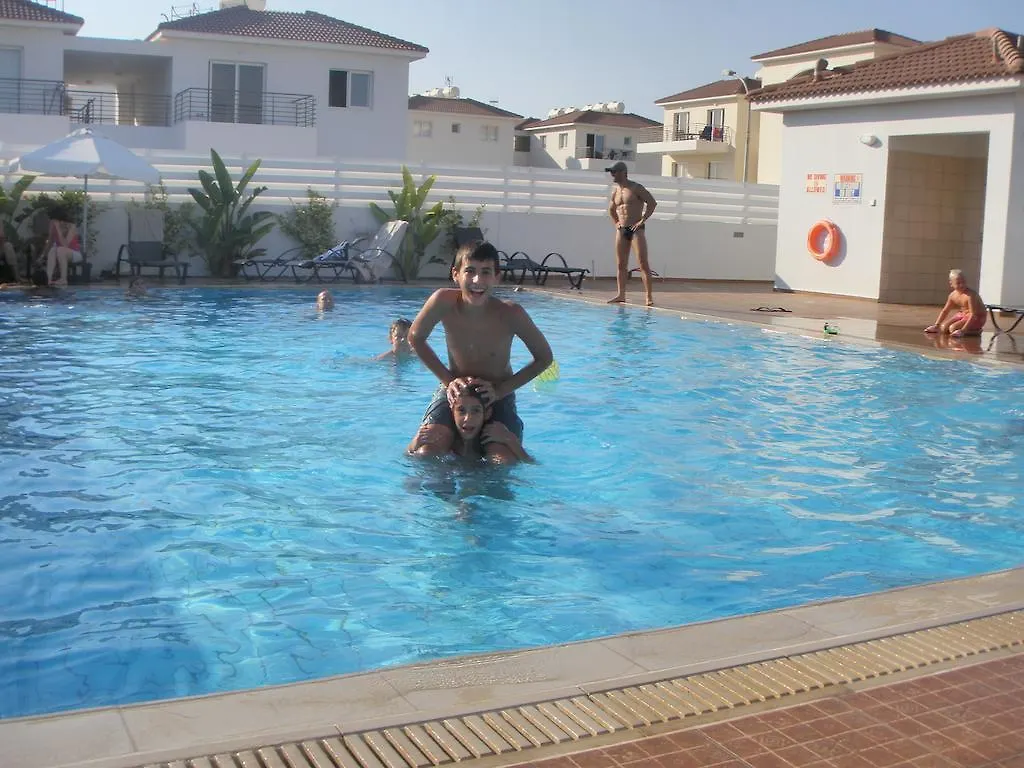 Mythical Sands Resort Ilona Apartment For Families Protaras